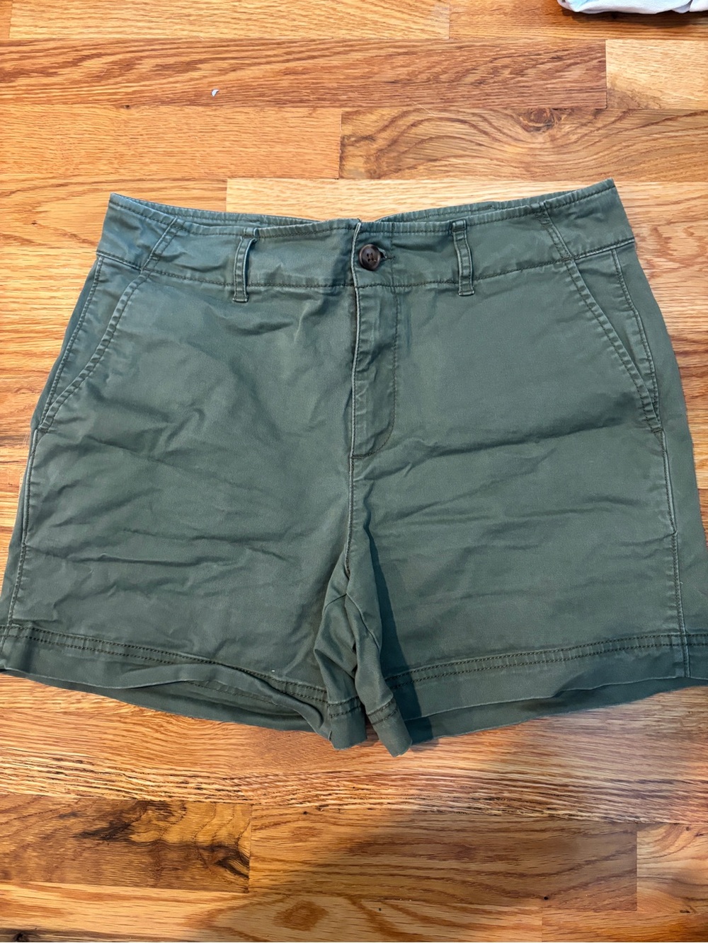 Women’s Gap Cargo Shorts